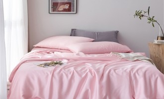 Однотонное постельное бельё Tag сатин S436 светло-розовое