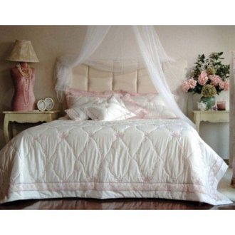 Покрывало с вышивкой Valeron Freya