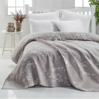 Жаккардовое покрывало Eponj Home Yonca bej бежевое 200*230