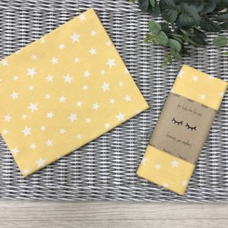 Пеленка для новорожденного Msonya Звезды россыпь белые на желтом Пеленка для новорожденного Msonya Звезды россыпь белые на желтом