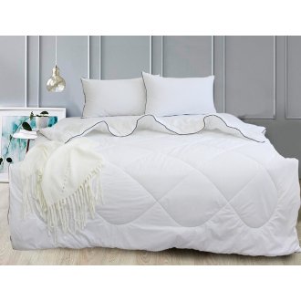 Набор белого постельного белья TAG Elegant White с летним одеялом