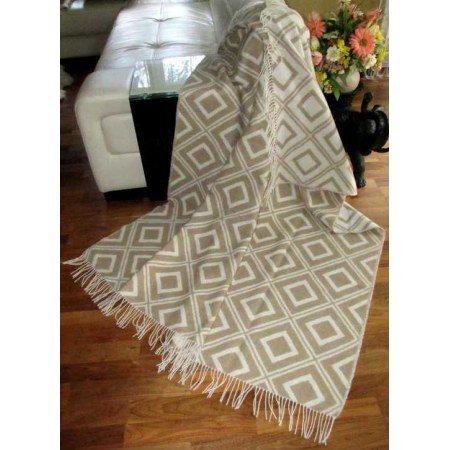 Шерстяные пледы Влади